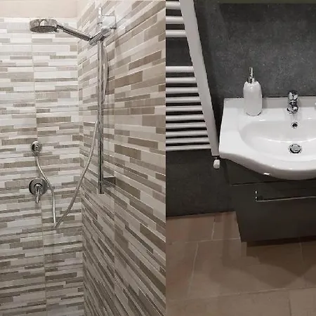 Appartamento Fiera Πανσιόν Πάρμα
